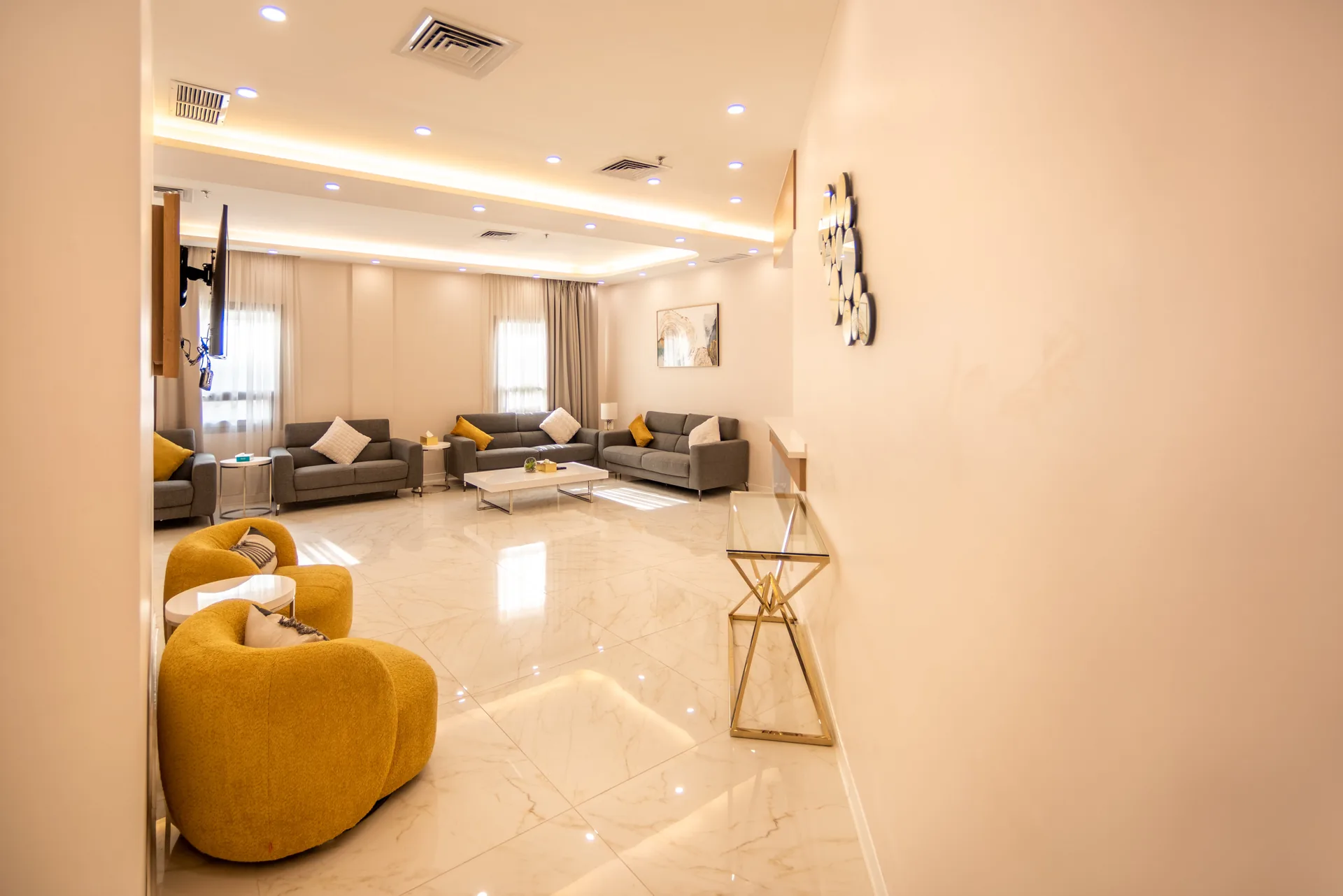 Alia Suite